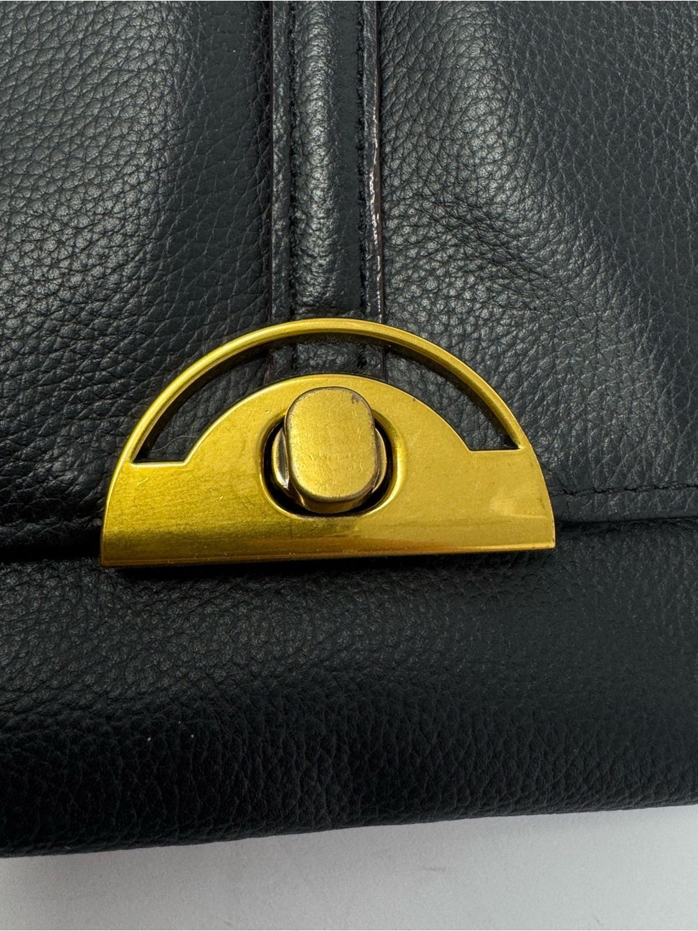 Antonio Melani Black Leather Crossbody Shoulder Purse Bag w/ Gold Chain Strap - Picture 5 of 15